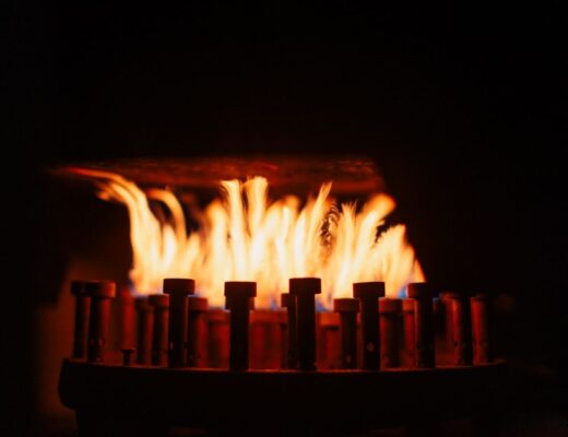 Professionele verwarmingselementen voor industriële toepassingen en temperatuurbeheersing.